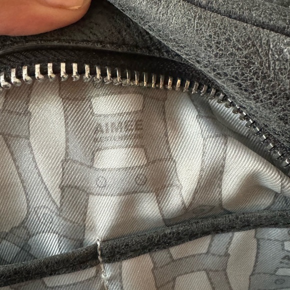 Aimee Kestenberg cracked leather bag - Picture 8 of 8